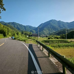请输入相册名称