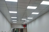 老东站路西，中国银行南，门面房出租